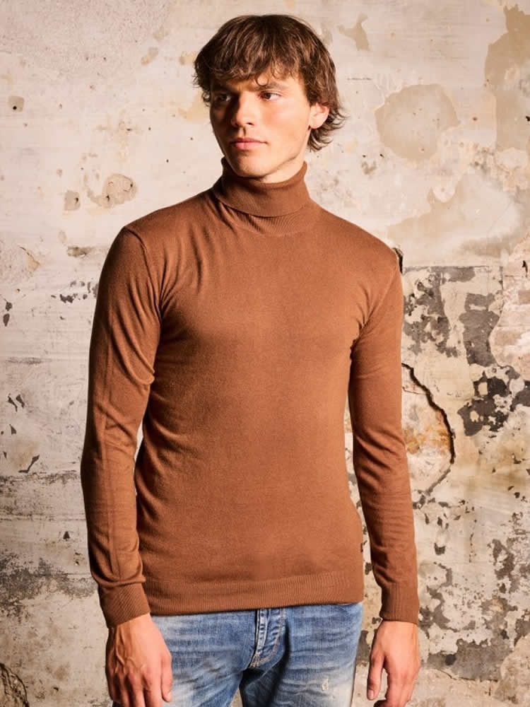 STAFF FRANK MAN TURTLENECK KNIT TOBACCO