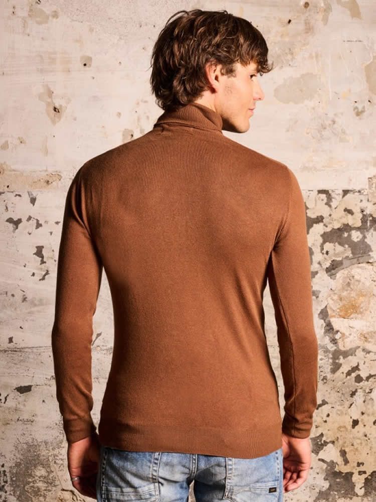 STAFF FRANK MAN TURTLENECK KNIT TOBACCO