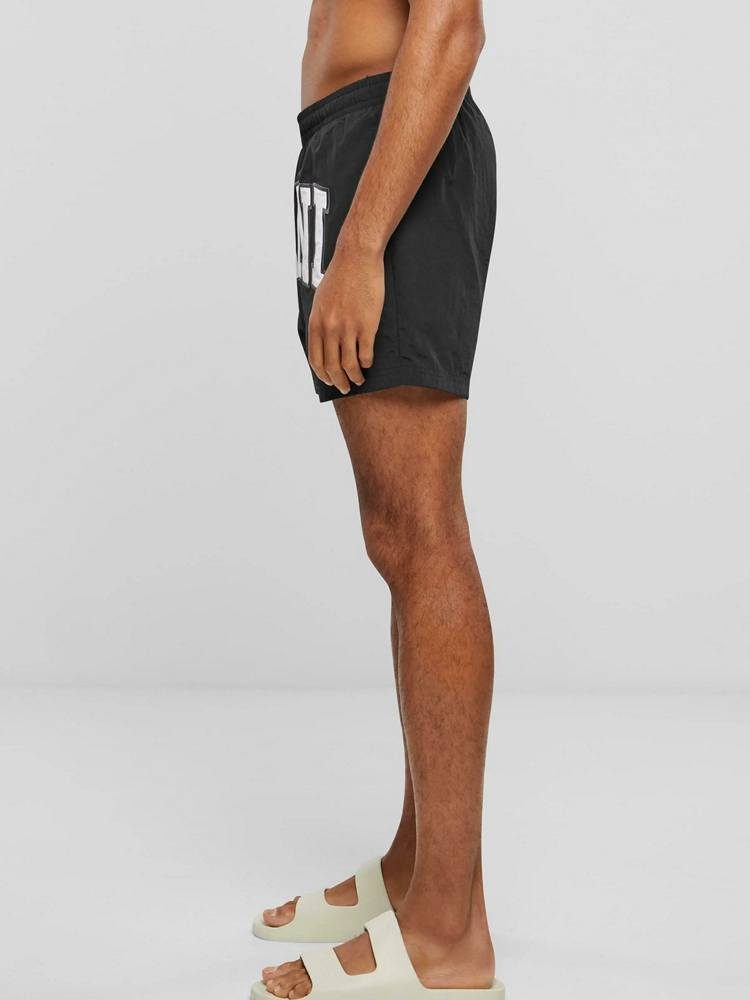 KARL KANI SERIF BOARD SHORTS BLACK/WHITE