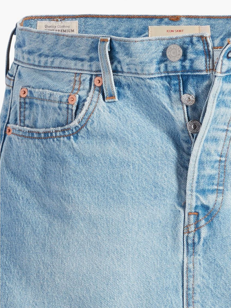 LEVIS ICON SKIRT LIGHT INDIGO - WORN IN